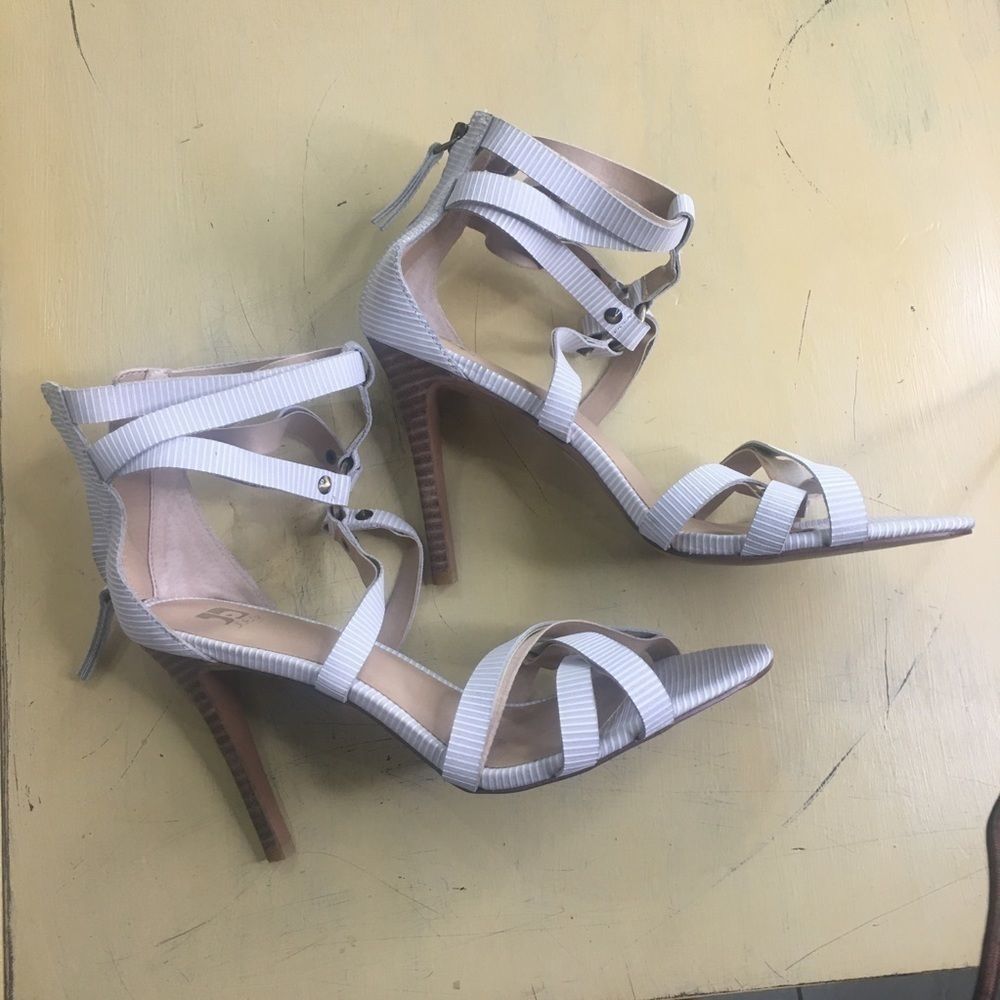 New Joe's Jeans White Strappy Stiletto Open Toe Heels